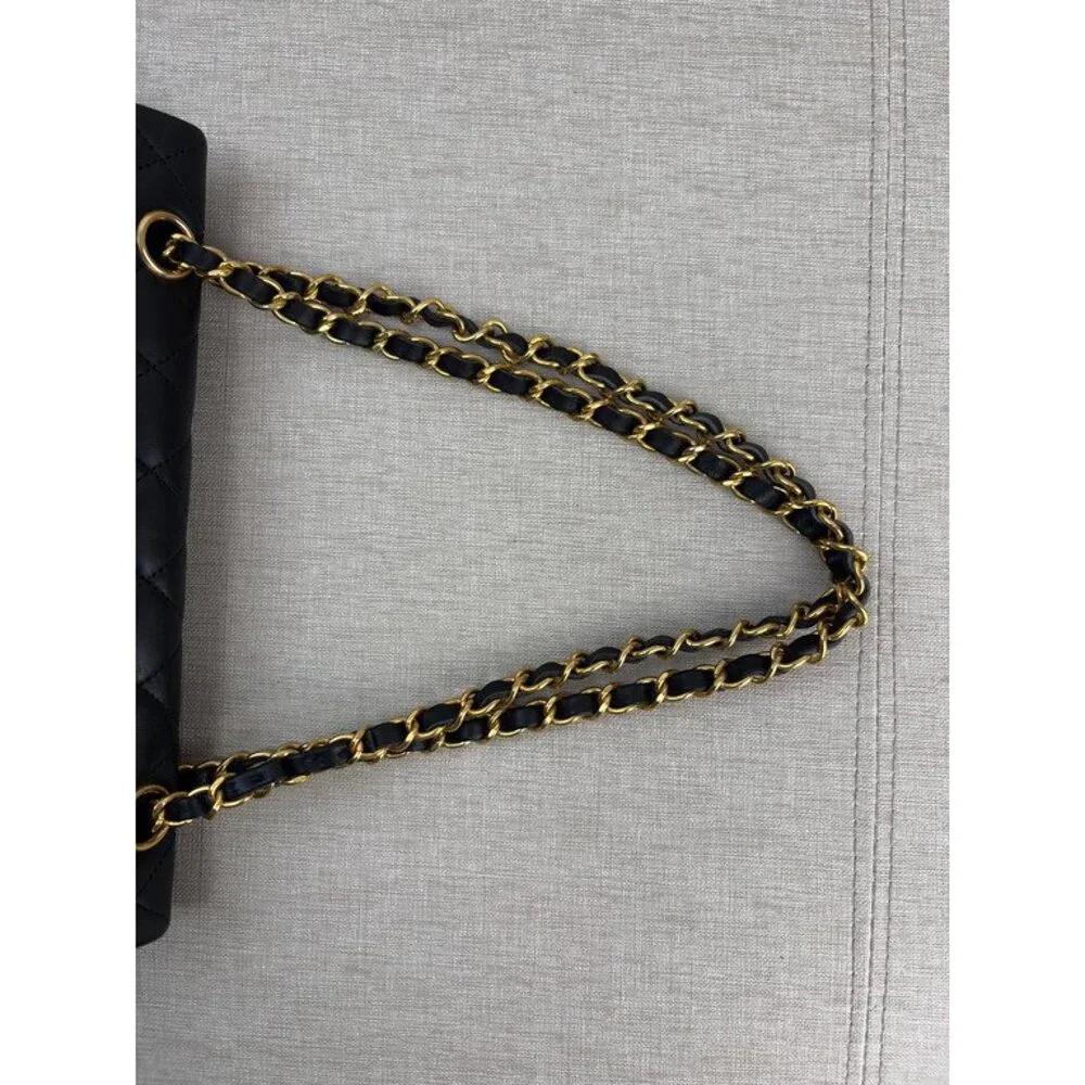 CHANEL Black Lambskin Classic Flap Medium GHW